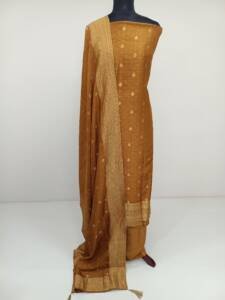 SEMI DOLA SILK SUIT