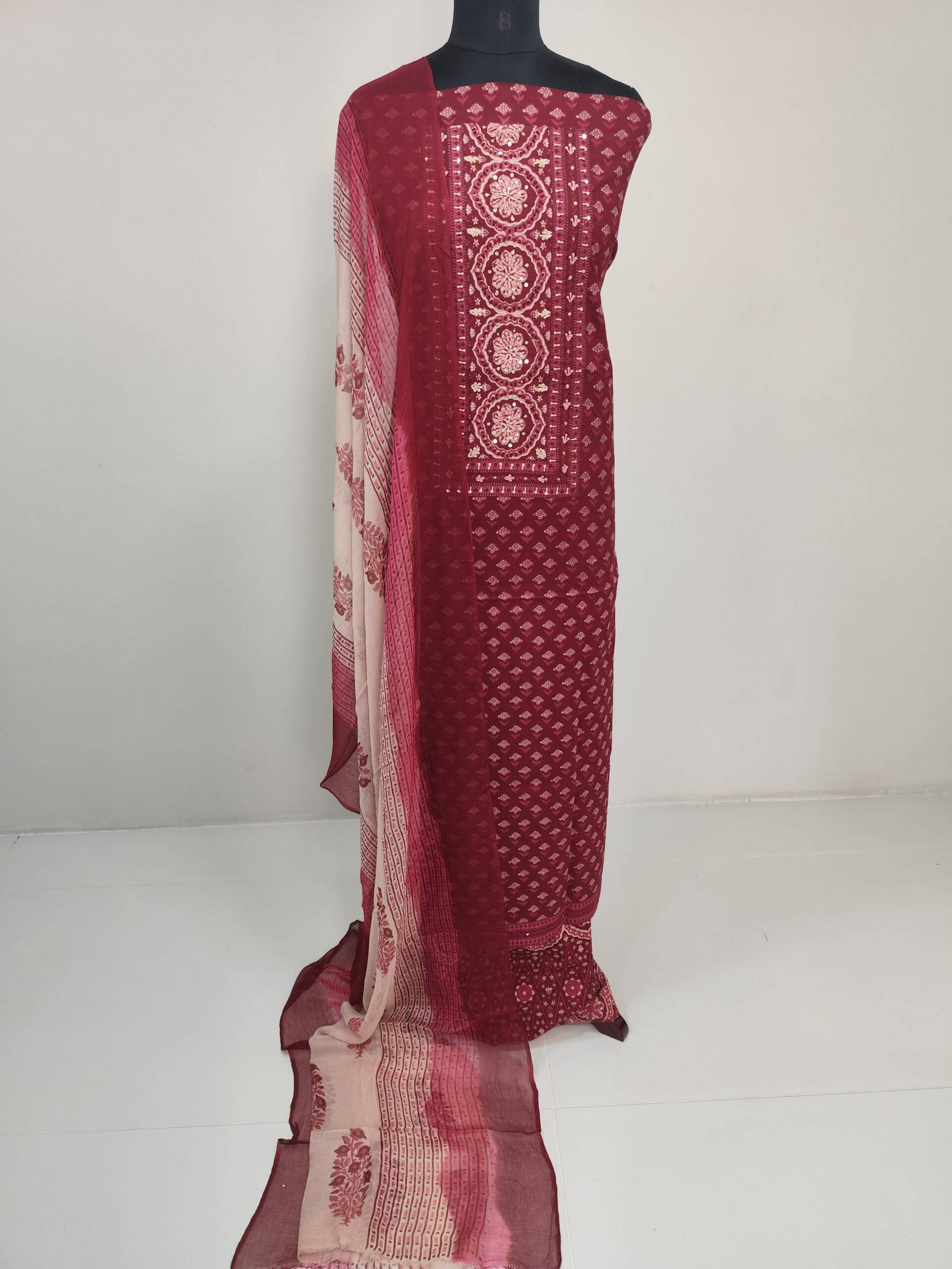 COTTON PRINTED SUITS
