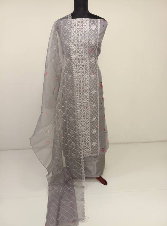 ORGANZA FLORAL SUITS