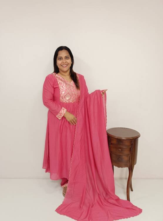 MAL CHANDHERI KURTI SET