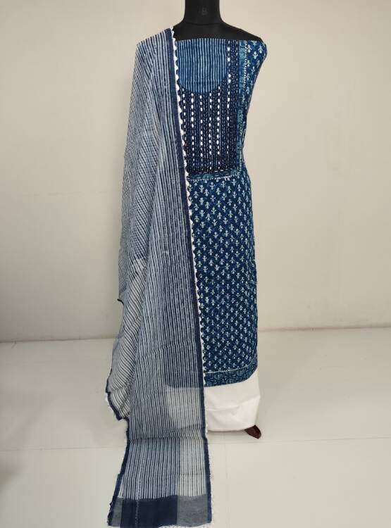PRINTED COTTON SUITS