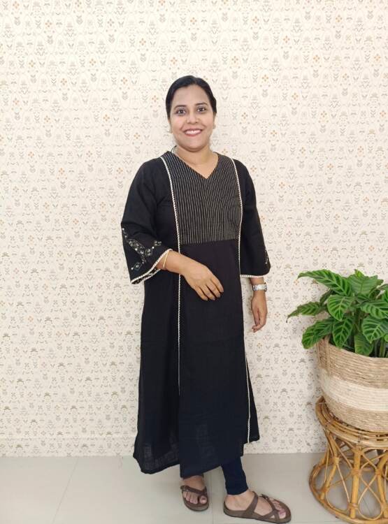 COTTON EMBROIDERED KURTI