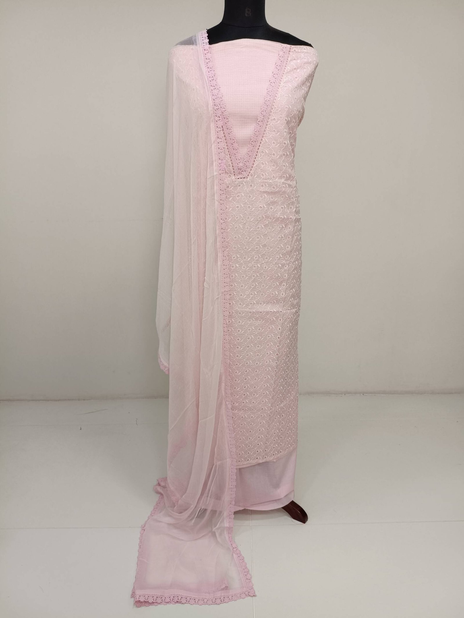 KOTA HAKKOBA SALWAR SUIT
