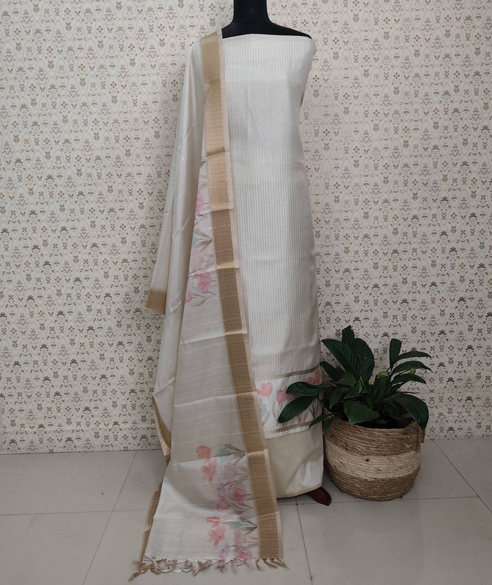 SEMI TUSSER SILK SALWAR SUITS  43391