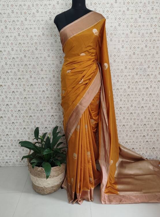 SOFT SILK BANARASI WEAVING SAREES