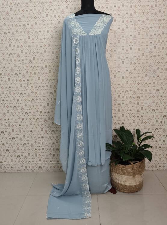 GEORGETTE SEMI STITCHED SUITS