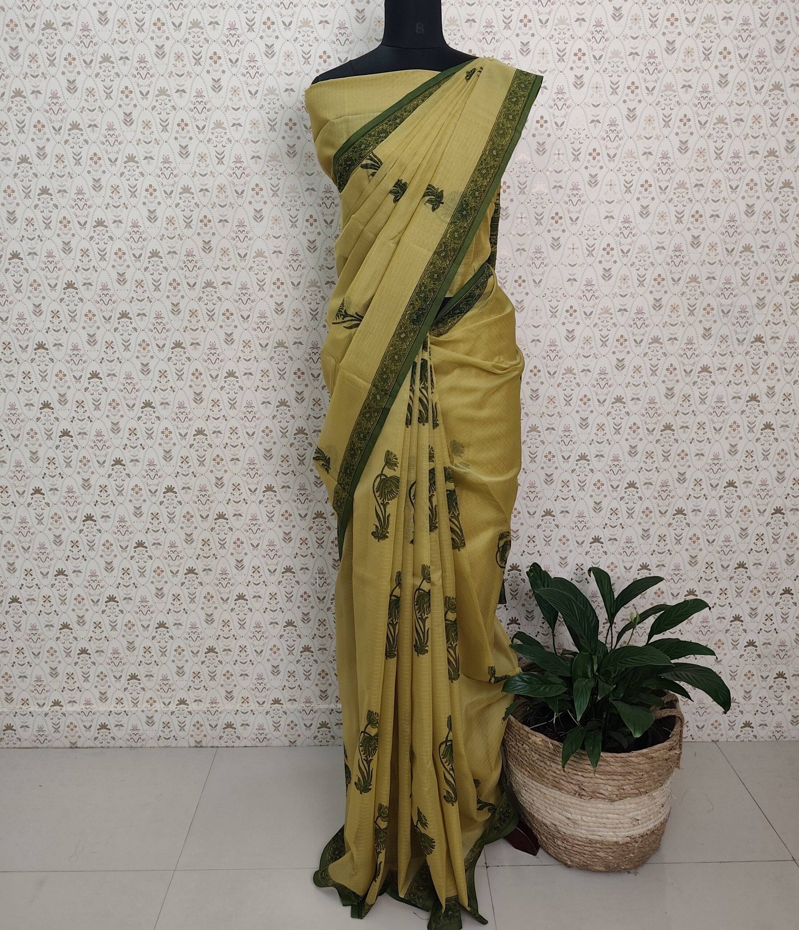 MOONGA SILK SAREES
