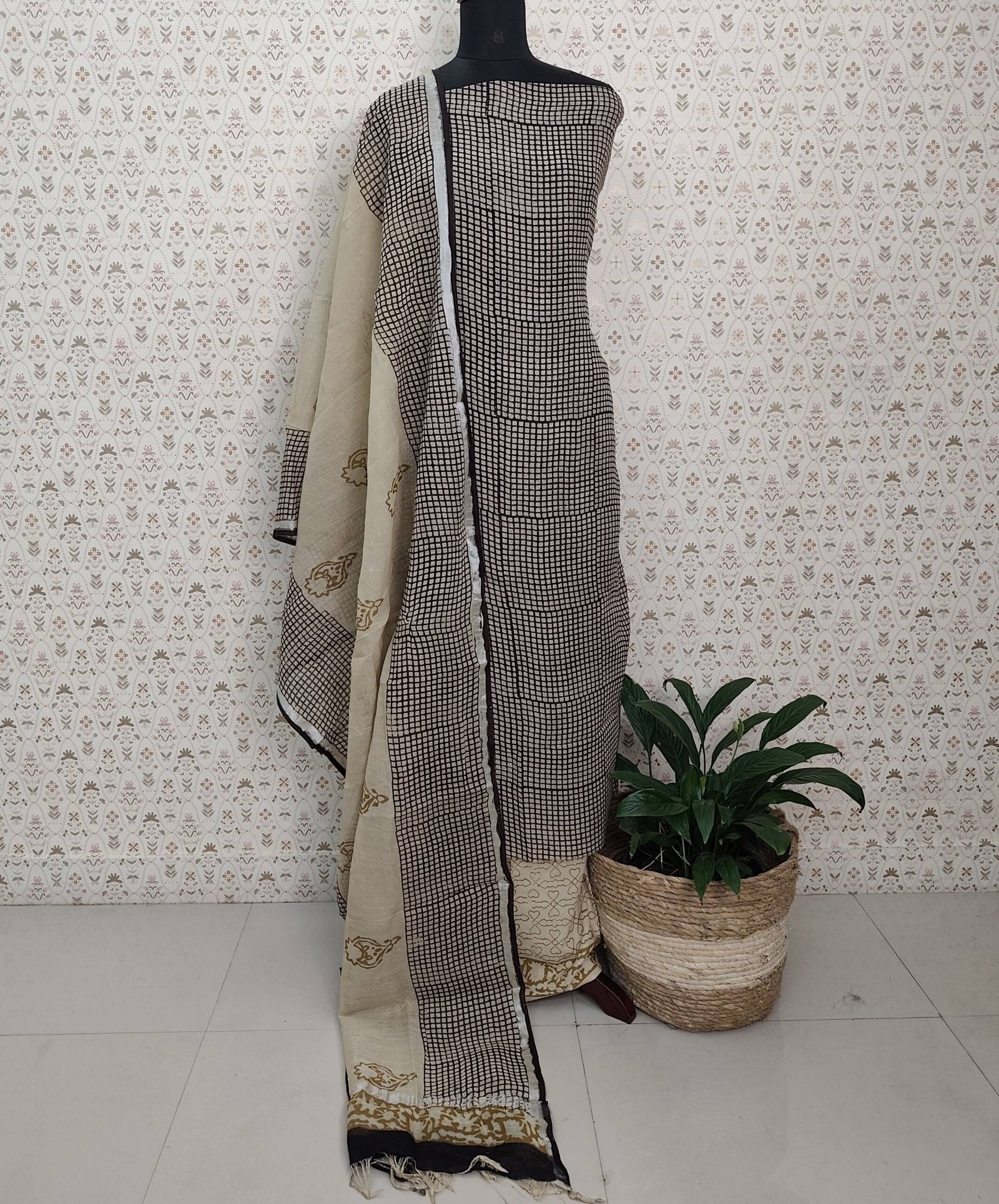 LINEN COTTON SALWAR SUITS