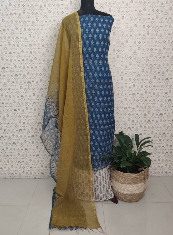 KOTA DORIA PRINTED SUITS