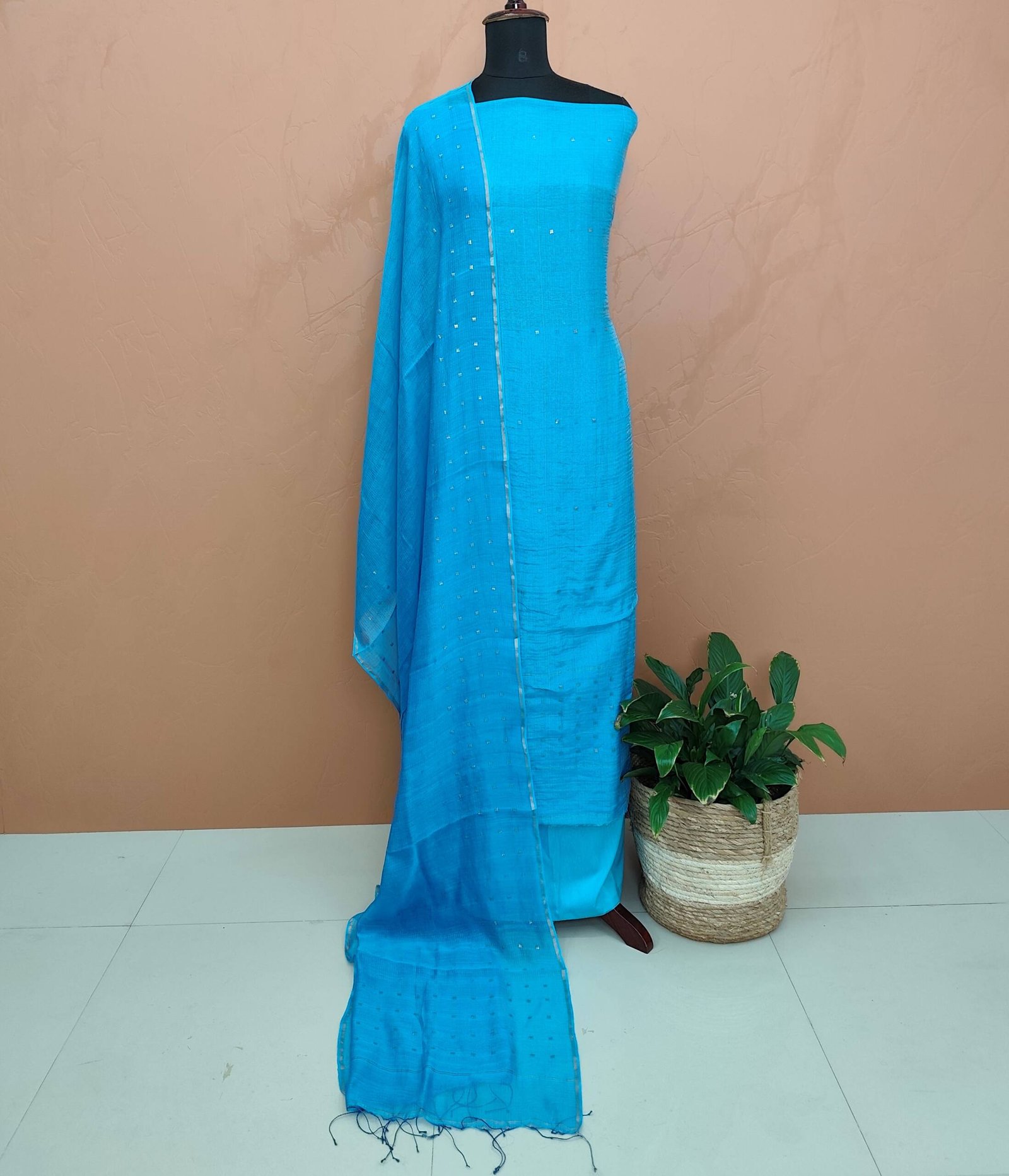 MATKA TISSUE SILK SUITS-43505
