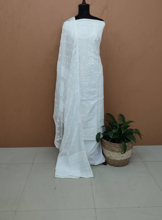 COTTON EMBROIDERED SUITS-43593