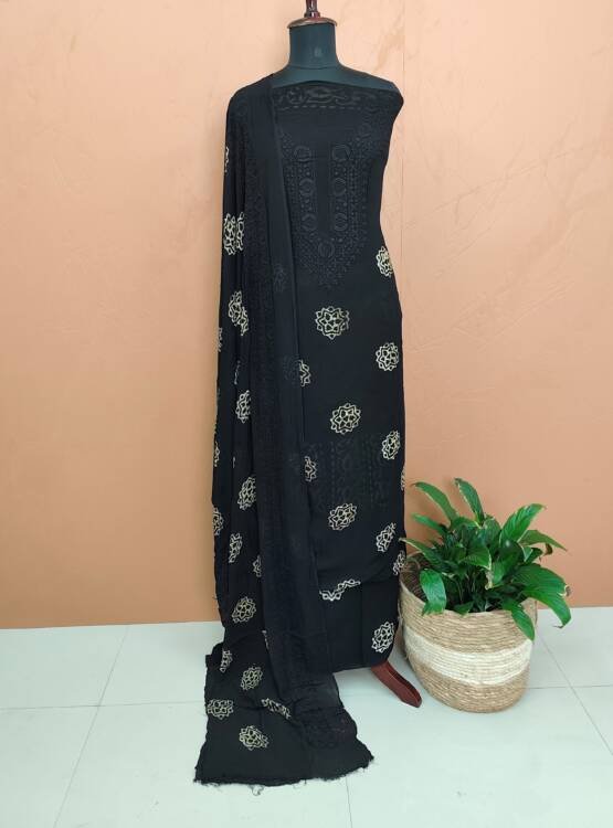 GEORGETTE BATIK PRINTED SUITS