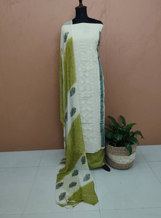 COTTON EMBROIDERED SUITS-43550