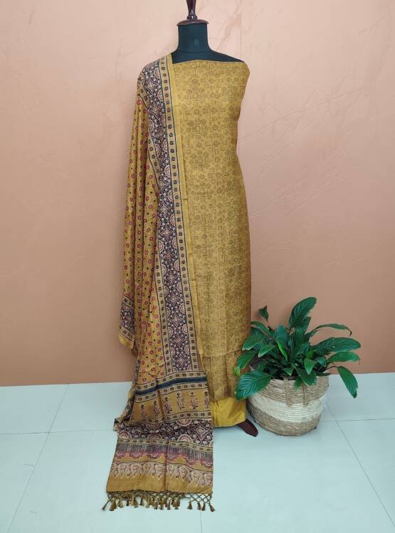 SEMI JUTE SILK PRINTED SUITS