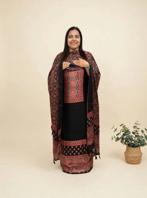SEMI MODAL SILK PRINTED SUITS-43850