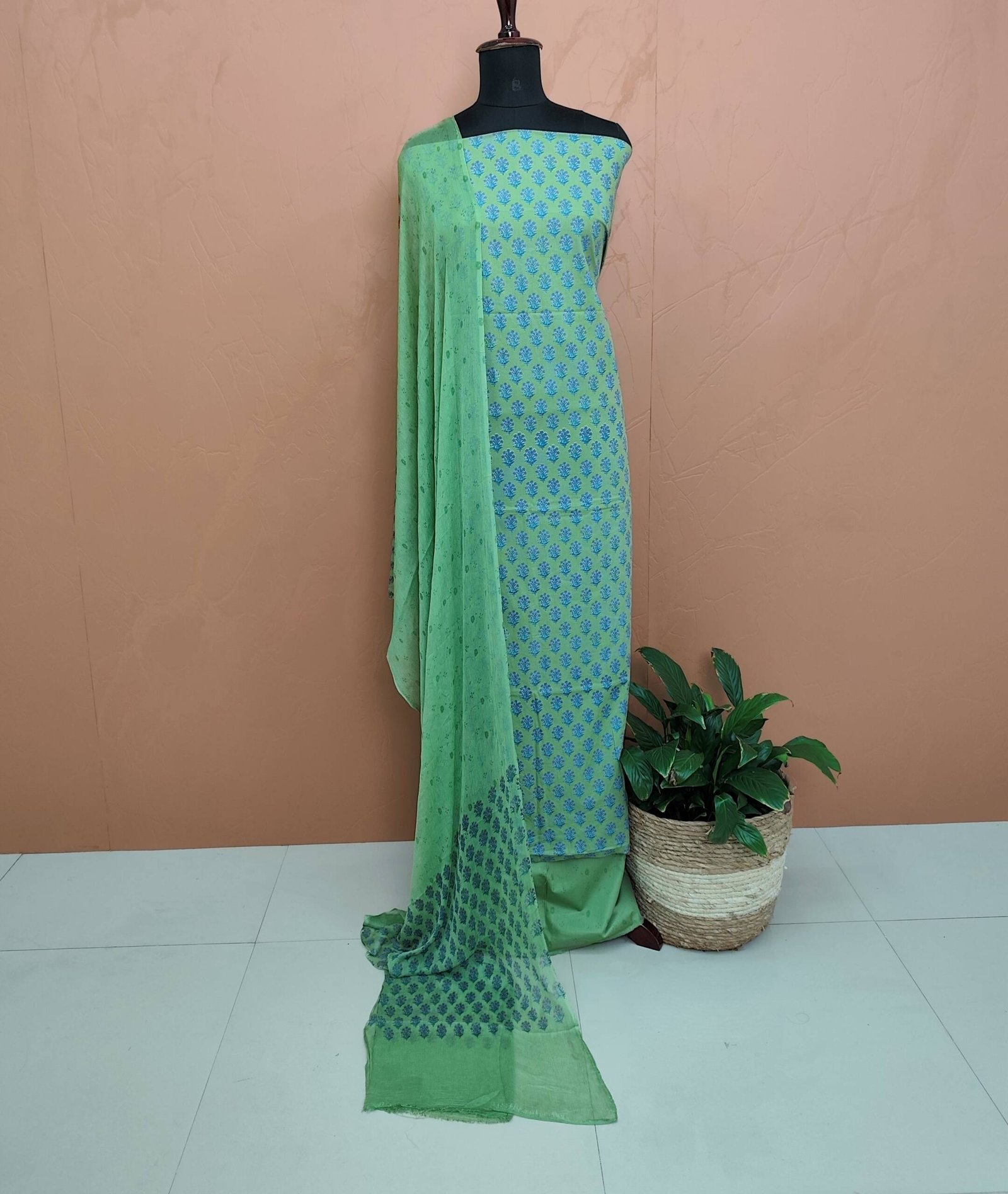 SOFT COTTON PRINTED SUITS: 43540