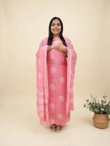 GEORGETTE BATIK PRINTED SUITS-43860