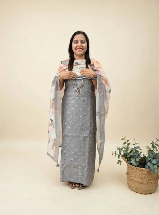 PURE LINEN COTTON EMBROIDERED SUITS-43881